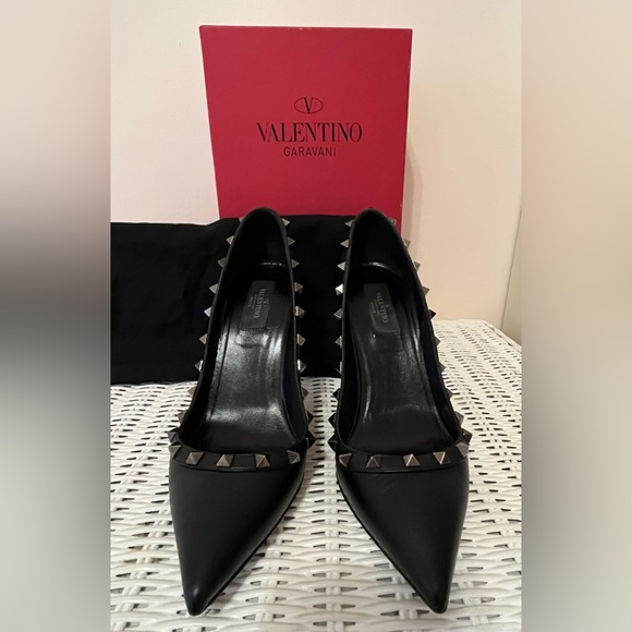 Valentino Rockstud Heels 39 - Picture 1 of 9